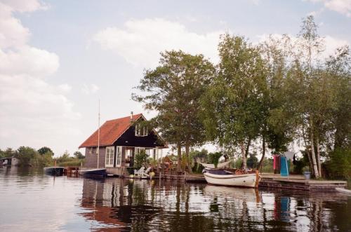 cabane sur l'eau